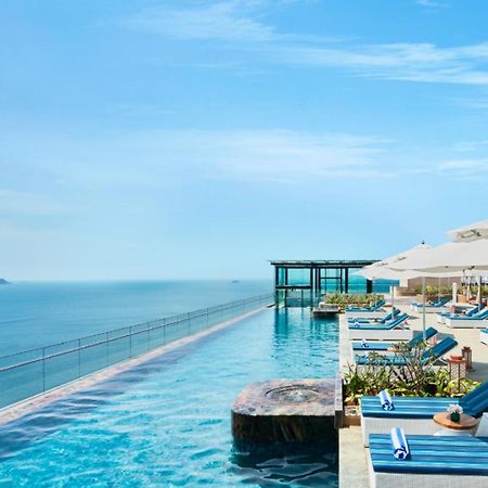 Taj Cidade De Goa Horizon, Goa Panaji Eksteriør billede The rooftop pool at the W Retreats & Spa, Phuket